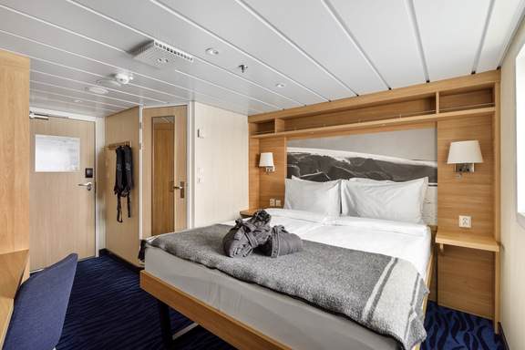 Ship accomodation